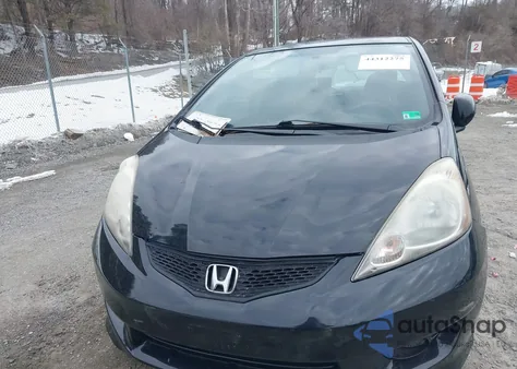 2011 Honda Fit Sport z USA, uszkodzony, nr VIN JHMGE8H57BC024844